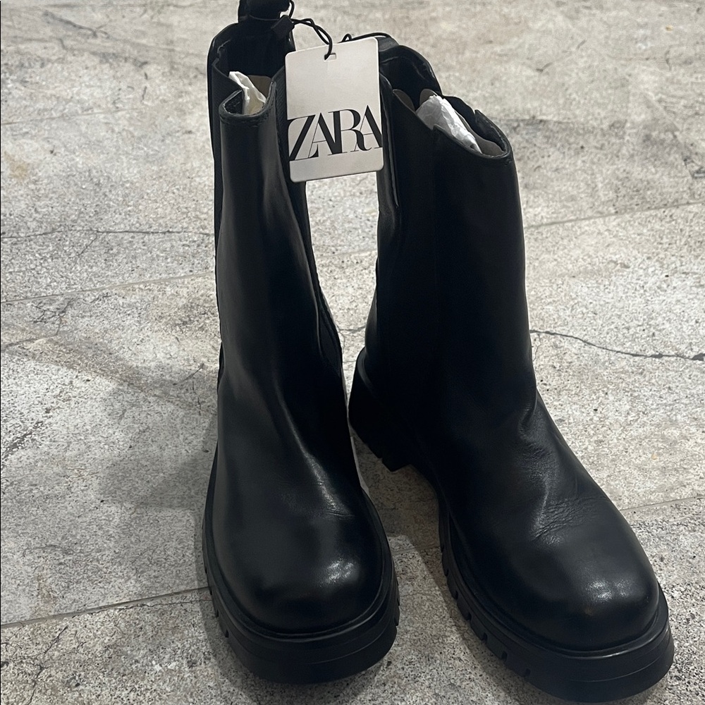 Zara Women's Black Ankle Boots